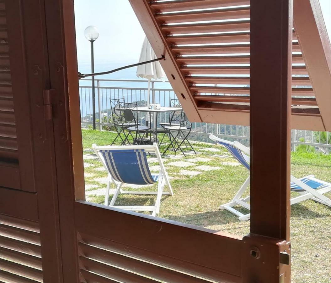 놀리 Antemare B&B 외부 사진